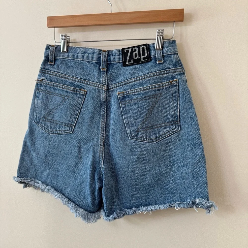 vintage ZAP denim cut offs - Picture 6 of 7